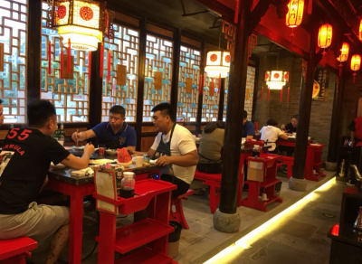 防城港開火鍋加盟店，需要對同行做哪些調(diào)查？