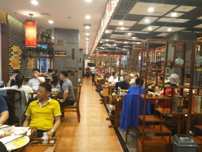 朝天門(mén)火鍋裝修如何？專(zhuān)業(yè)的營(yíng)建部為你定制方案！