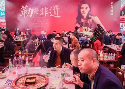 年輕化的火鍋店，可以裝成哪種風格？