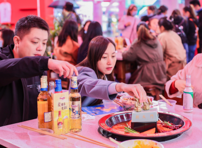 火鍋店出現(xiàn)差評(píng)，該怎樣應(yīng)對(duì)和解決？