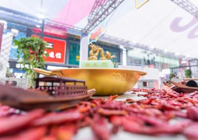 火鍋店沒錢做廣告？不妨試試免費(fèi)“廣告位”！