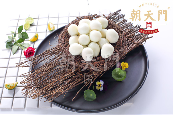 朝天門火鍋：歷經(jīng)百年，瀕臨失傳的老火鍋，在這里得以保存