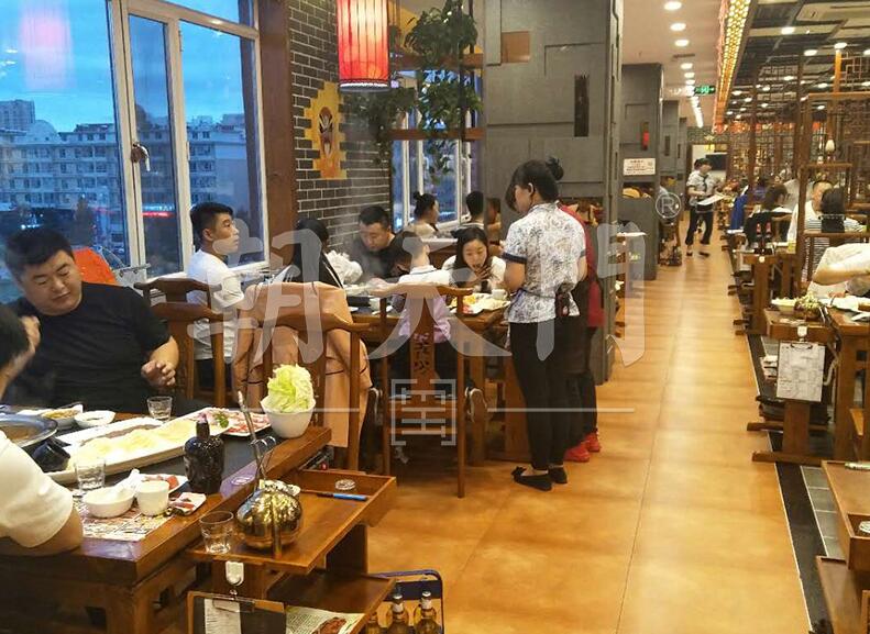 一次性油老火鍋加盟，選對(duì)品牌很關(guān)鍵！