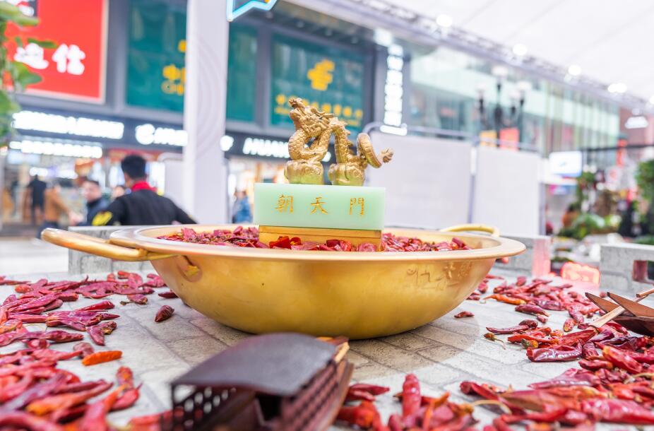 哈密開火鍋加盟店如何經(jīng)營？怎么管理？