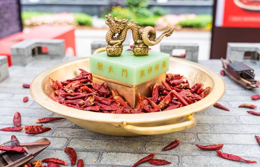 和田開火鍋加盟店怎么經(jīng)營，前景好嗎？