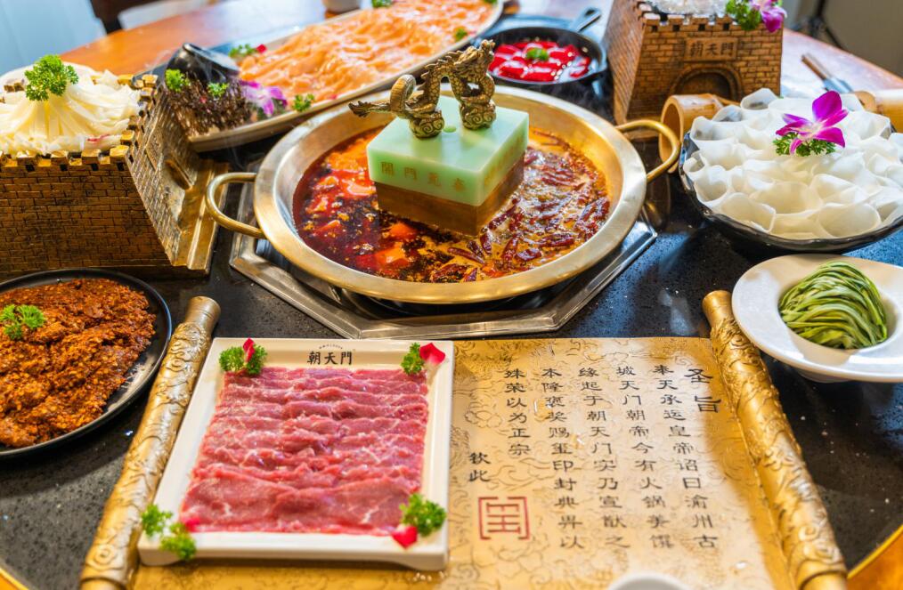 合伙開(kāi)連鎖火鍋加盟店好嗎？如何權(quán)衡利弊？