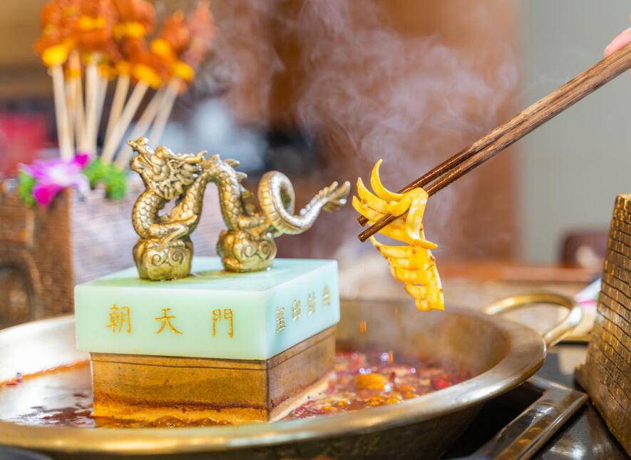 深圳開火鍋加盟店，選擇什么品牌更有市場(chǎng)？