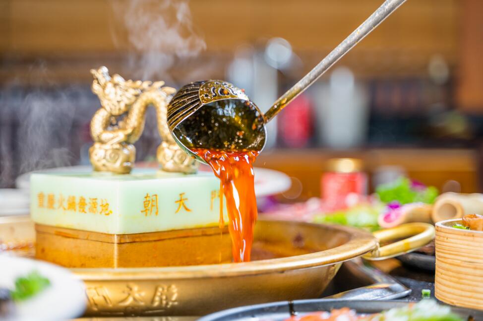 江門開(kāi)火鍋加盟店，如何找準(zhǔn)正宗品牌？