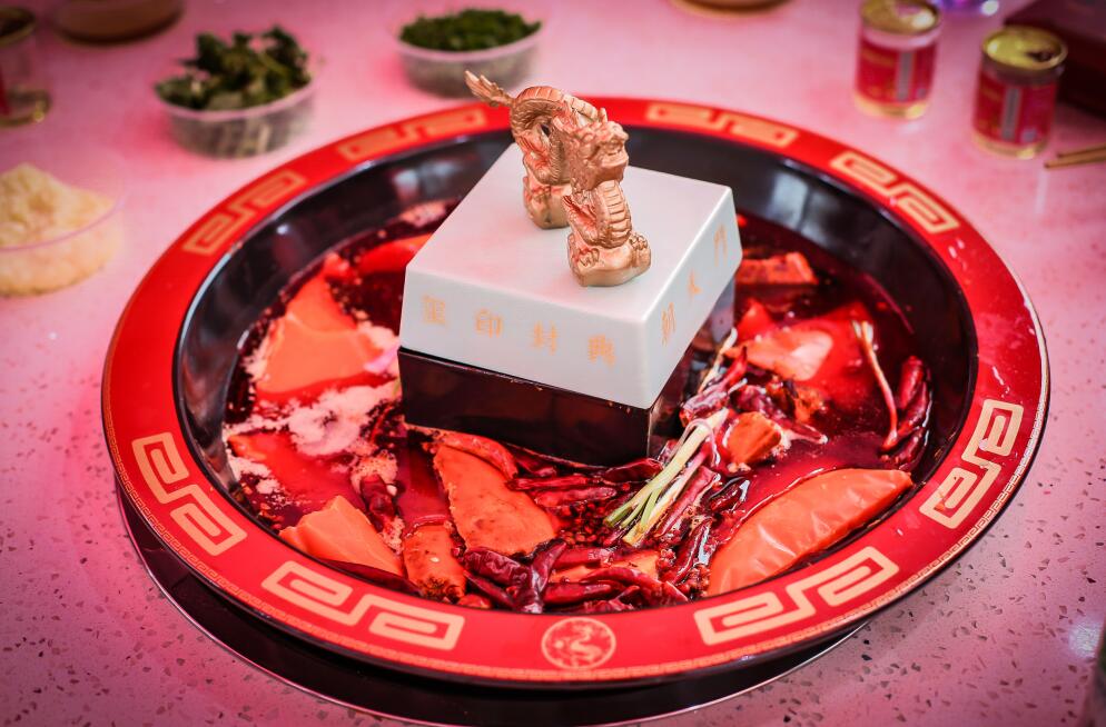 咸寧開火鍋加盟店，如何打造吸睛門頭？