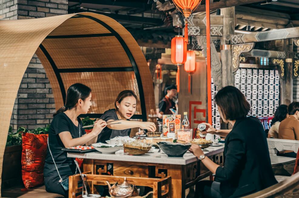 天門開火鍋加盟店，如何節(jié)省投資成本？