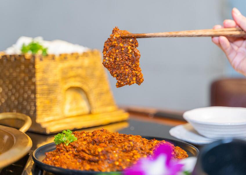 火鍋店這樣裝修，看起來雅致又大氣！