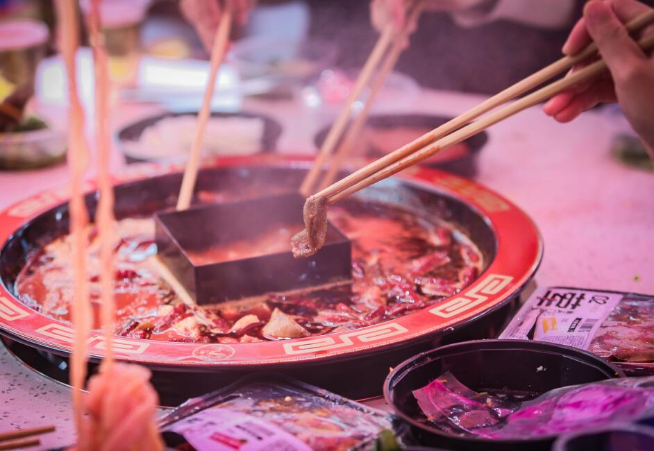 吉林開火鍋加盟店，經(jīng)營的時(shí)候需要注意什么？