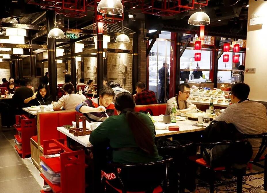 新開的重慶火鍋店沒人光顧？這樣擺盤人氣高漲！