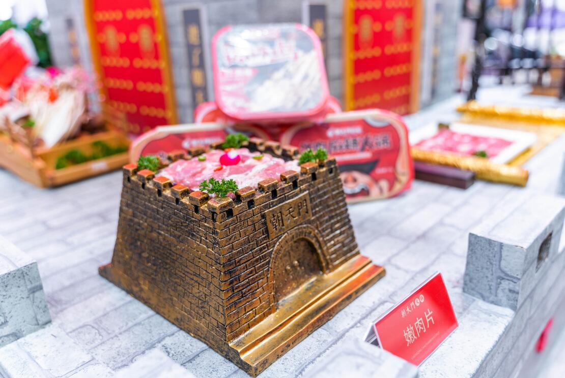 火鍋店如何打造讓顧客戀戀不忘的特色菜？