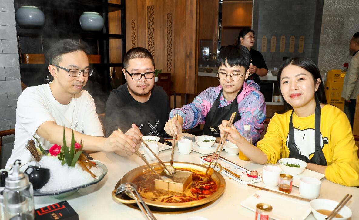 石家莊開火鍋加盟店，如何引起市場反響？