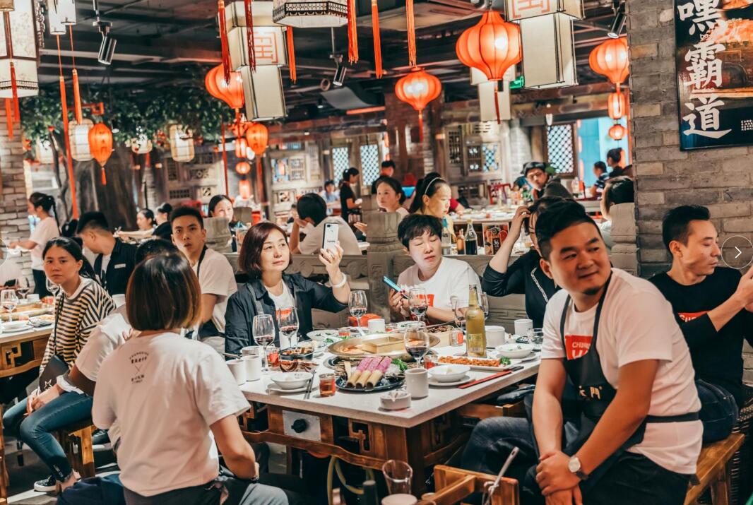 七臺(tái)河開(kāi)火鍋加盟店，怎樣經(jīng)營(yíng)不賠本？