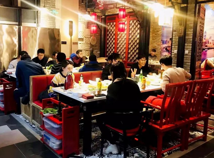 加盟朝天門火鍋怎么樣？全能型品牌中心助你引流！