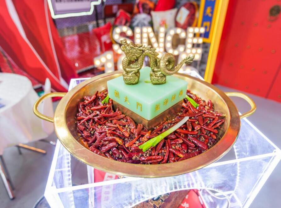 酉陽(yáng)開(kāi)火鍋加盟店，如何提升開(kāi)業(yè)服務(wù)？