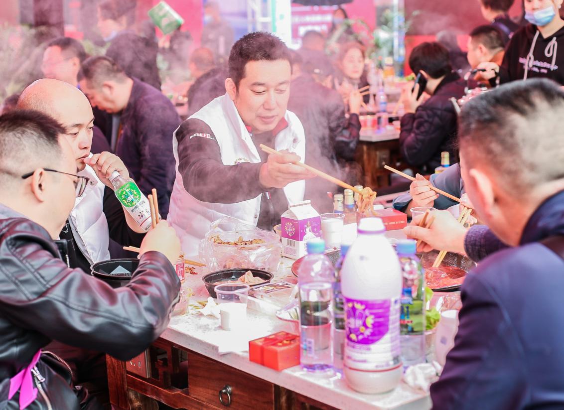 開火鍋店竟有這些問題，80％的人都忽視了！