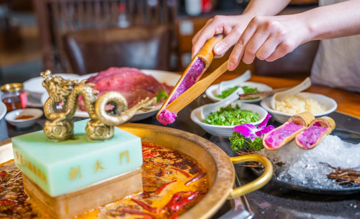 不同的餐飲店如何選擇經(jīng)營(yíng)模式？