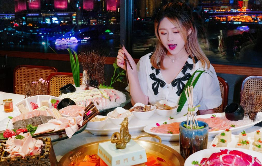 未來的火鍋店消費主力，竟是“她”？