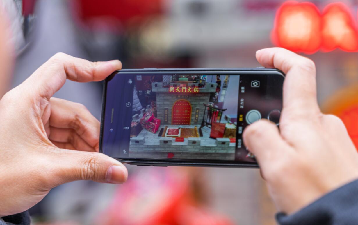 朋友圈要怎么發(fā)，火鍋店老板才能吸引客戶？