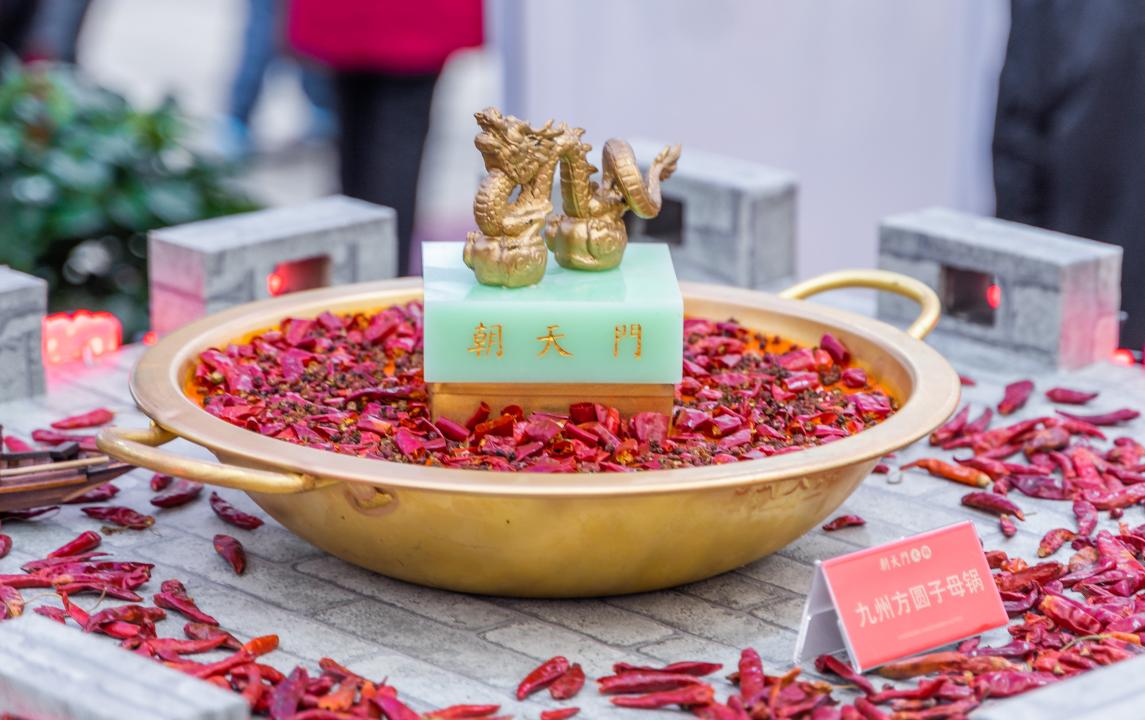 長江索道旅游打卡攻略，體驗飛躍長江，品嘗重慶火鍋！