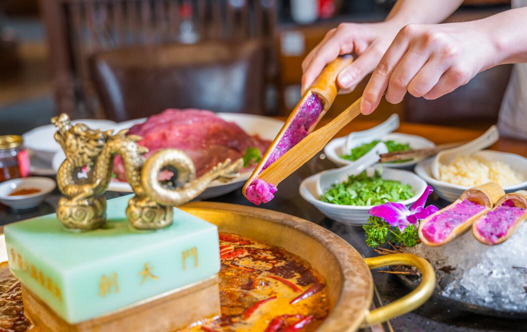 火鍋未來(lái)發(fā)展趨勢(shì)，開(kāi)一家火鍋店，這幾點(diǎn)要知道！