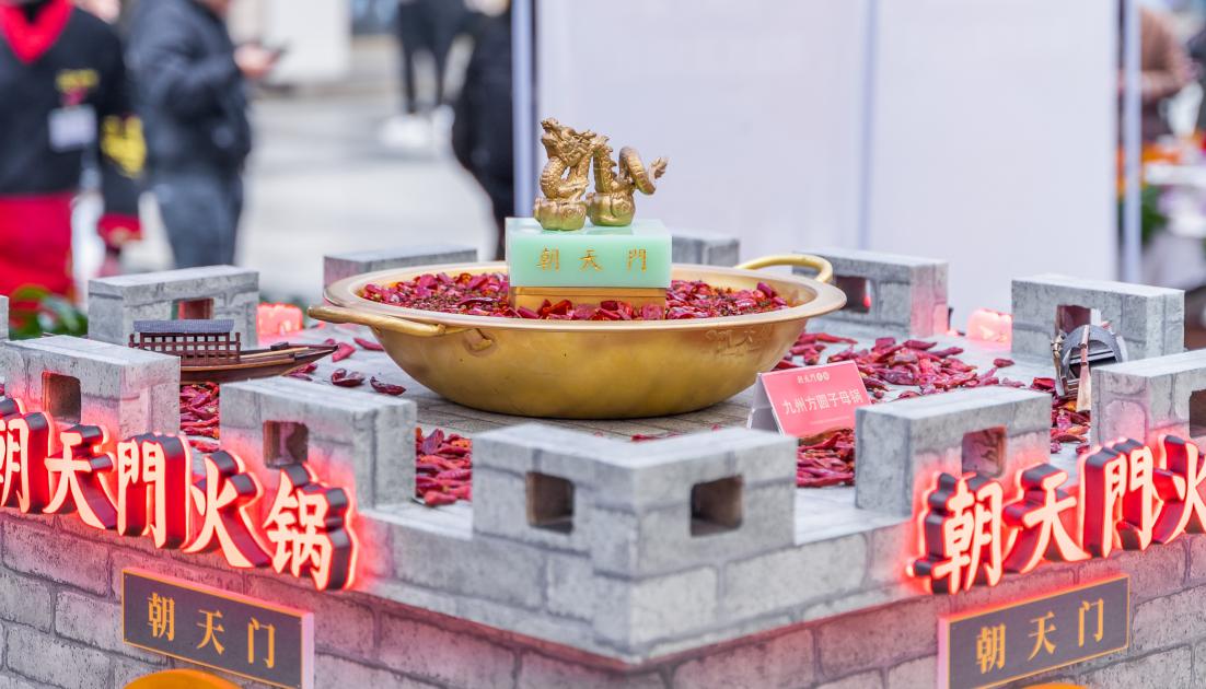 火鍋OR麻辣燙，哪樣更受歡迎？